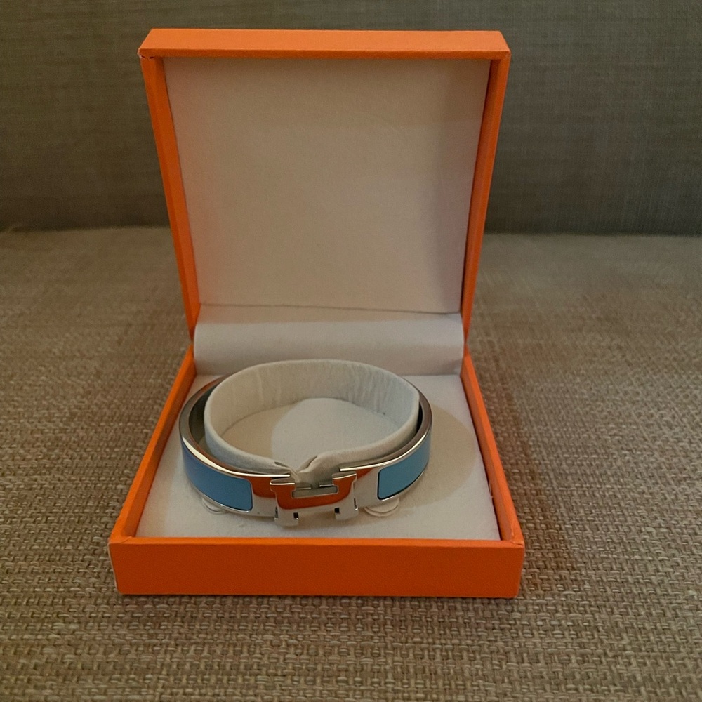 Designer *INSPIRED* Bangle